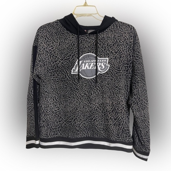 NBA Tops - NBA LA Lakers Hoodie. Size medium. EUC